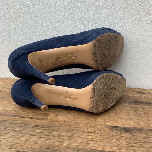 Salvatore Ferragamo Size US 10 C Blue Suede Heels Pumps Vara Bow Peep Toe Logo - Picture 8 of 11